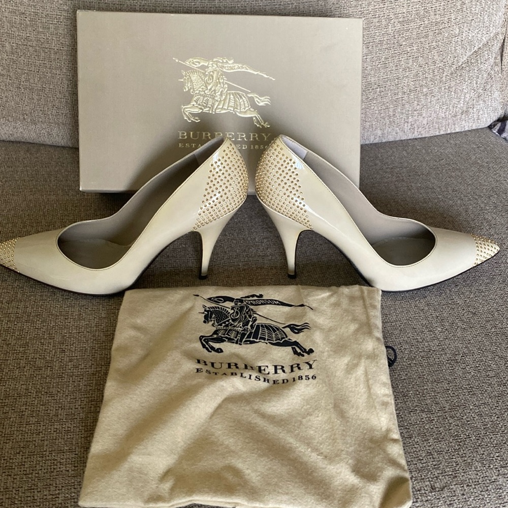 New in box Burberry shoes! Size 9. Not worn.  Tannish color, gold stud details.